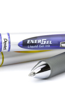 Gelpenna PENTEL EnerGel BL77 0,7 violett