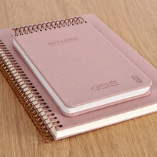 KOZO Anteckningsbok A4 Linjerad Premium Muted Blush